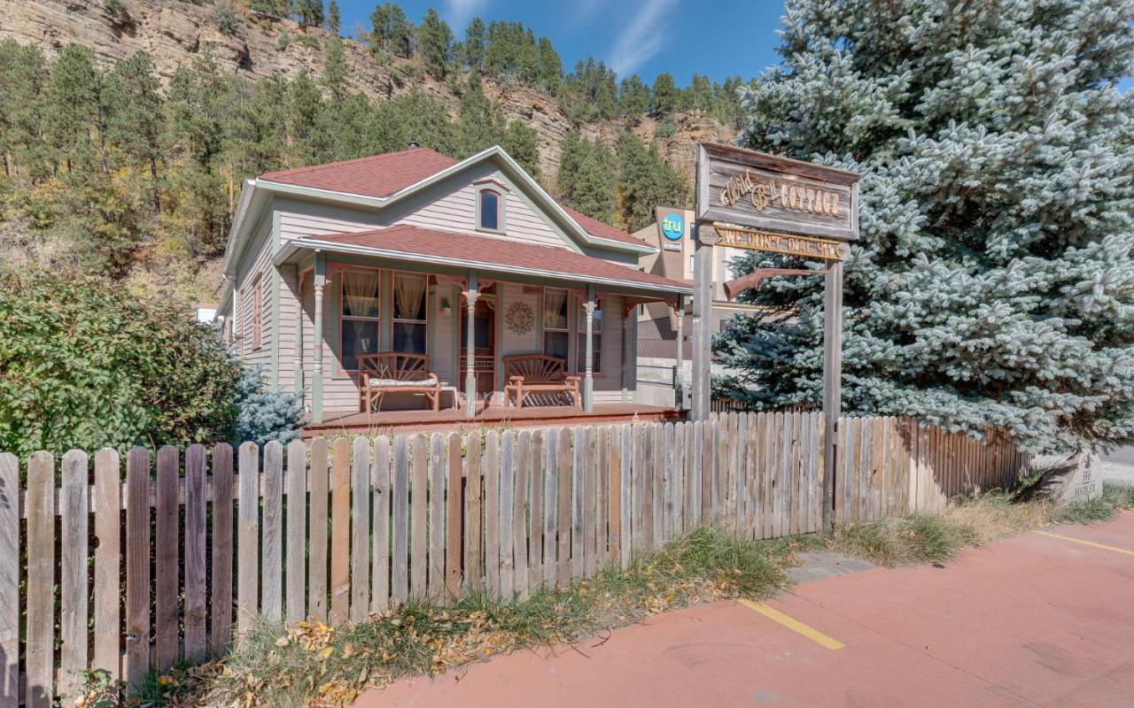 First Deadwood Cottages Екстериор снимка