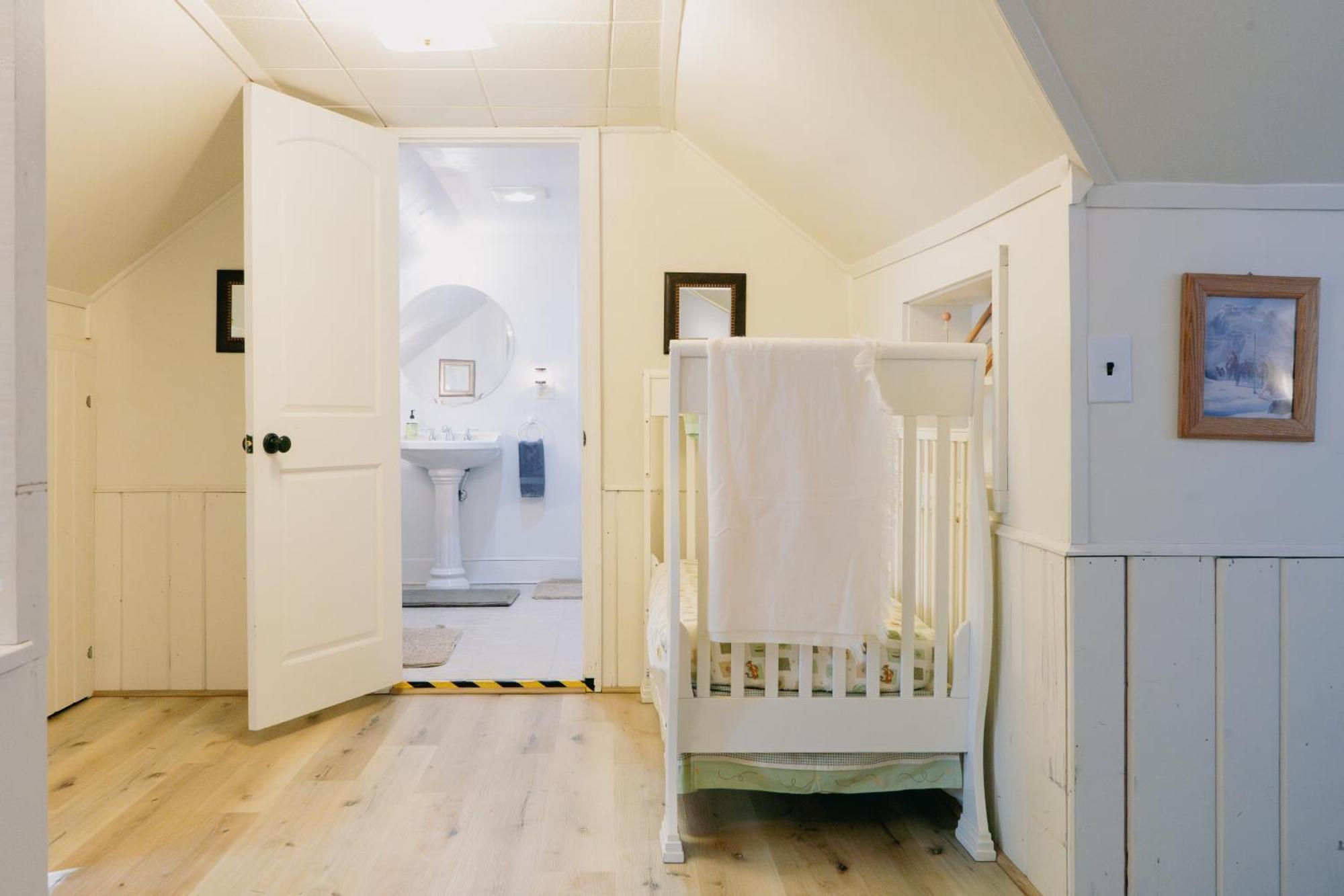 First Deadwood Cottages Екстериор снимка